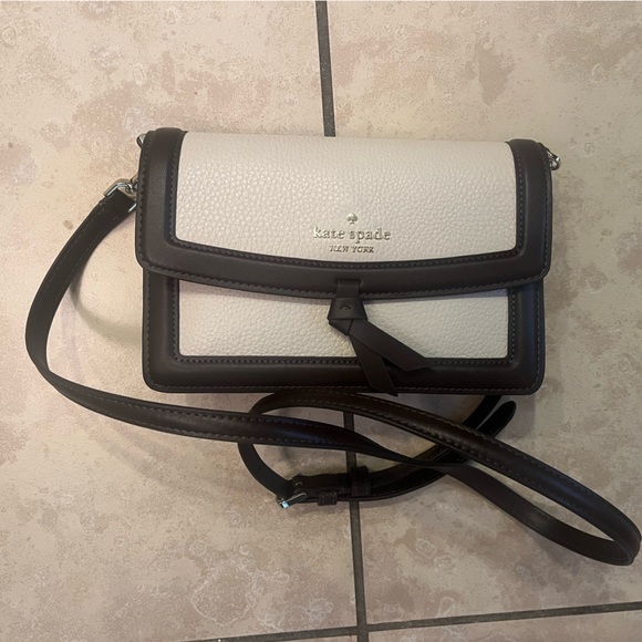 Kate Spade Cream and Brown Knot Leather Crossbody Bag - Picture 2 of 7